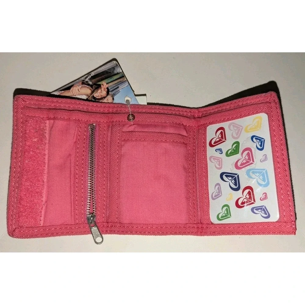 Roxy Girls' Trifold Wallet Pink & Black Hibiscus Beach Waves Birds Heart Logo - Picture 4 of 6